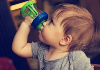 嬰兒用品國產(chǎn)好貨 國產(chǎn)奶粉、奶瓶、紙尿褲推薦