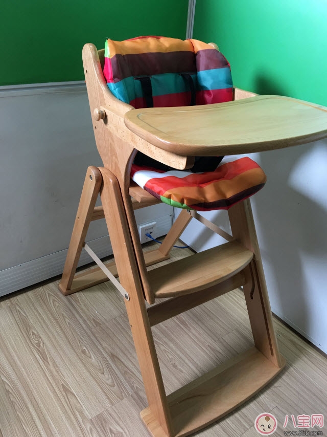 兒童餐椅什么樣的好 實(shí)木兒童餐椅測評 兒童餐椅什么樣的好 實(shí)木兒童餐椅測評