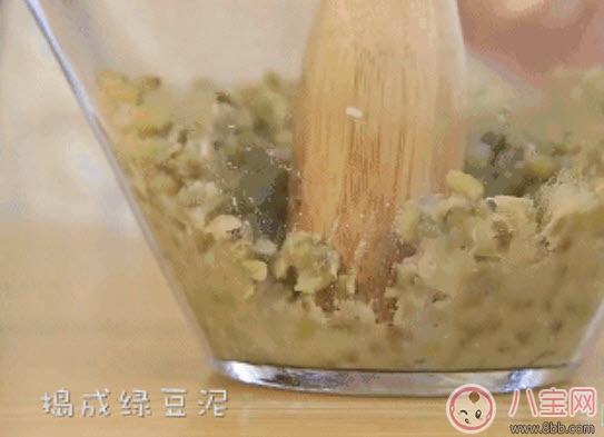 夏季輔食糕點香甜綠豆糕 美味降火還明目 夏季輔食糕點香甜綠豆糕 美味降火還明目