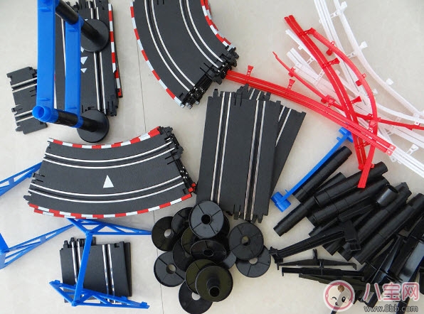 小男孩玩具車哪個牌子好 agm音速風(fēng)暴兒童路軌賽車玩具測評