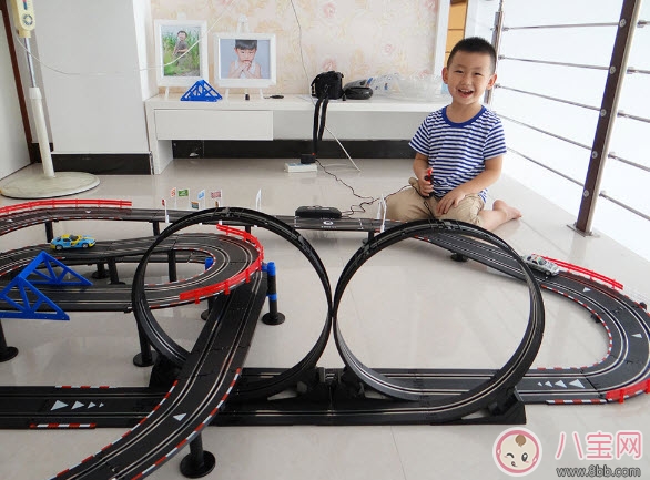 小男孩玩具車哪個牌子好 agm音速風(fēng)暴兒童路軌賽車玩具測評