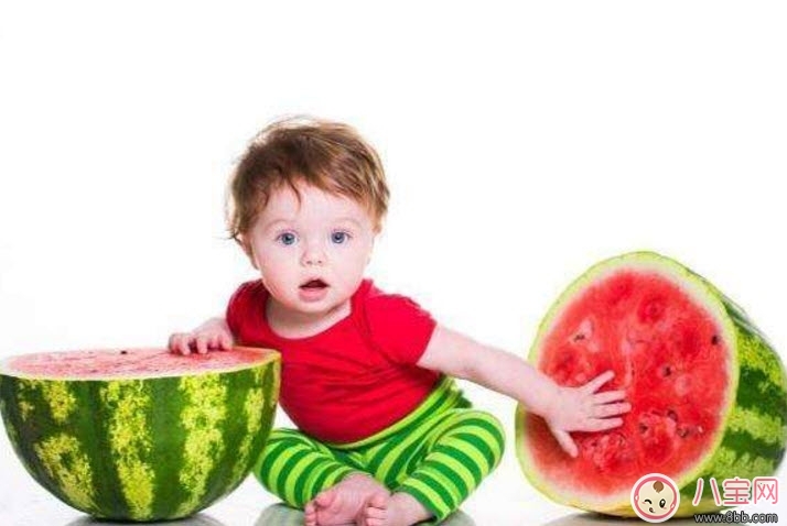2017夏天寶寶吃西瓜好還是喝西瓜汁好 寶寶多大可以吃西瓜 2017夏天寶寶吃西瓜好還是喝西瓜汁好 寶寶多大可以吃西瓜