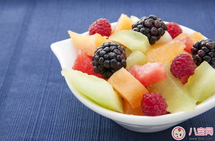 2017夏天寶寶吃西瓜好還是喝西瓜汁好 寶寶多大可以吃西瓜 2017夏天寶寶吃西瓜好還是喝西瓜汁好 寶寶多大可以吃西瓜