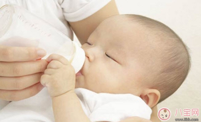 一歲寶寶出行物品清單 衣食住行面面俱到