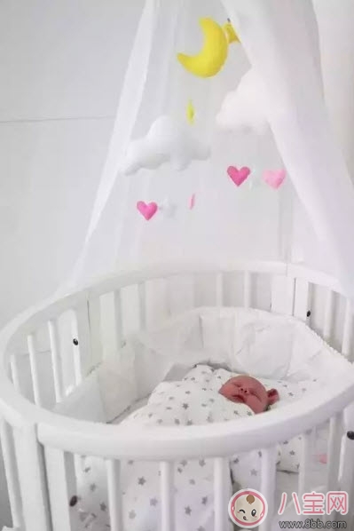 什么樣的嬰兒床好 如何選擇嬰兒床 什么樣的嬰兒床好 如何選擇嬰兒床