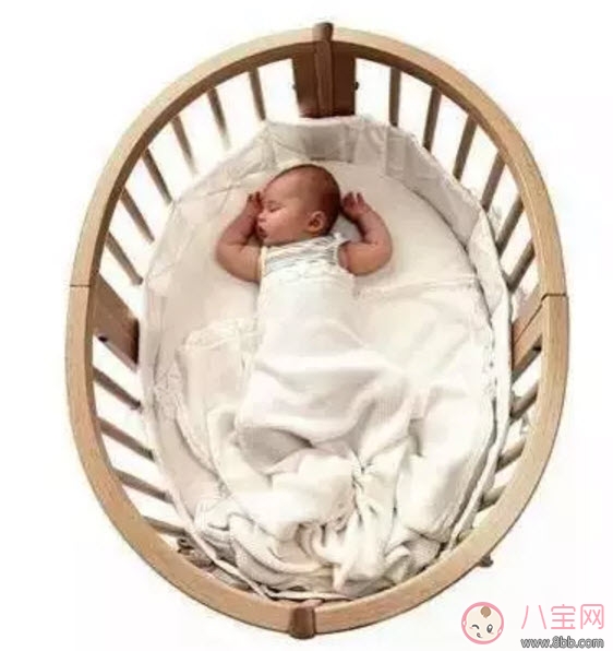 什么樣的嬰兒床好 如何選擇嬰兒床 什么樣的嬰兒床好 如何選擇嬰兒床