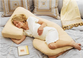 孕婦枕頭有用嗎 孕婦枕測(cè)評(píng)(哪種形狀孕婦枕好)