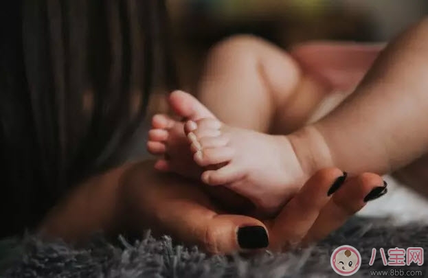 2017夏天寶寶洗澡要用沐浴露嗎 嬰兒用沐浴露洗澡好嗎 2017夏天寶寶洗澡要用沐浴露嗎 嬰兒用沐浴露洗澡好嗎