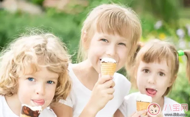 寶寶吃冰淇淋的壞處，孩子怎么吃冷飲才健康