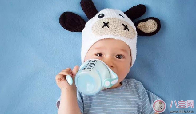 2017夏天寶寶不喝水要換杯子嗎 寶寶喝水杯子怎么選擇 2017夏天寶寶不喝水要換杯子嗎 寶寶喝水杯子怎么選擇