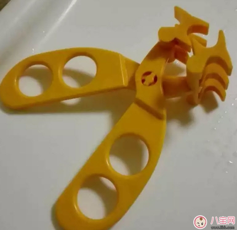 寶寶輔食剪刀什么牌子好 測評小綠芽 Gino Richell Tinybites 寶寶輔食剪刀什么牌子好 測評小綠芽 Gino Richell Tinybites