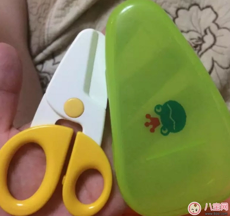 寶寶輔食剪刀什么牌子好 測評小綠芽 Gino Richell Tinybites 寶寶輔食剪刀什么牌子好 測評小綠芽 Gino Richell Tinybites