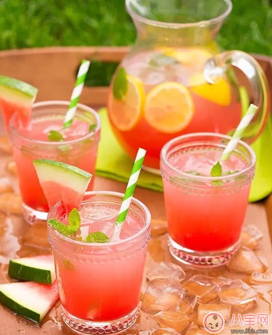 西瓜有哪些吃法西瓜怎么吃 西瓜的花樣吃法大全 西瓜有哪些吃法西瓜怎么吃 西瓜的花樣吃法大全