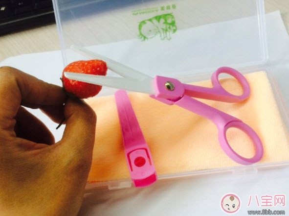 寶寶輔食剪刀有用嗎 嬰兒輔食剪刀測(cè)評(píng)(陶瓷輔食剪刀)