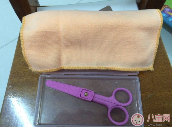 寶寶輔食剪刀有用嗎 嬰兒輔食剪刀測(cè)評(píng)(陶瓷輔食剪刀)