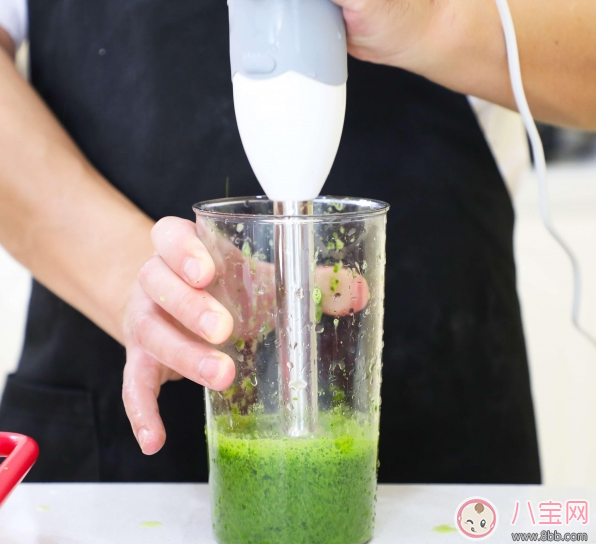 食欲大開的彩色面條：五彩時(shí)蔬鮮蝦面