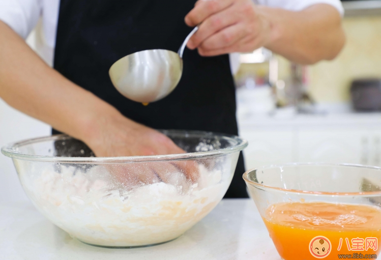 食欲大開的彩色面條：五彩時(shí)蔬鮮蝦面