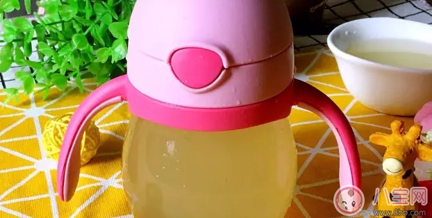 寶寶胃口不好還不愛(ài)喝水 夏天飲品糙米湯來(lái)解決