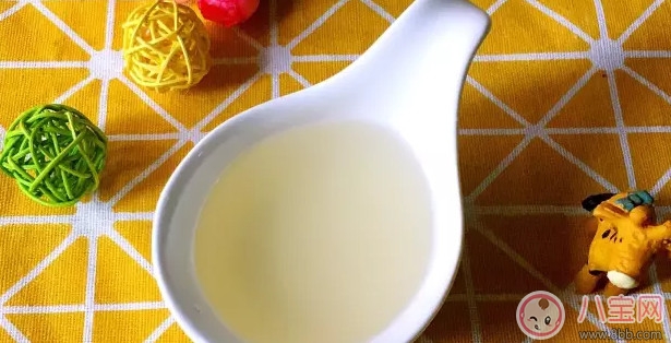 寶寶胃口不好還不愛(ài)喝水 夏天飲品糙米湯來(lái)解決