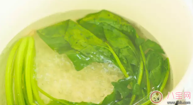 寶寶不喜歡吃白粥 來份香菇玉米雞茸粥 寶寶不喜歡吃白粥 來份香菇玉米雞茸粥