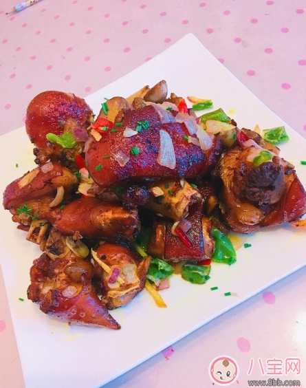 夏日沒胃口 來份椒鹽豬蹄下飯香 夏日沒胃口 來份椒鹽豬蹄下飯香