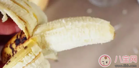 香蕉土豆搭配怎么做輔食 牛奶香蕉土豆泥米糊做法(圖文) 香蕉土豆搭配怎么做輔食 牛奶香蕉土豆泥米糊做法(圖文)