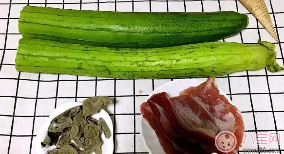 夏天沒食欲就吃降暑菜 寶寶輔食絲瓜釀肉 夏天沒食欲就吃降暑菜 寶寶輔食絲瓜釀肉