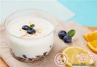 挑食寶寶的輔食首選 藜麥水果酸奶的做法