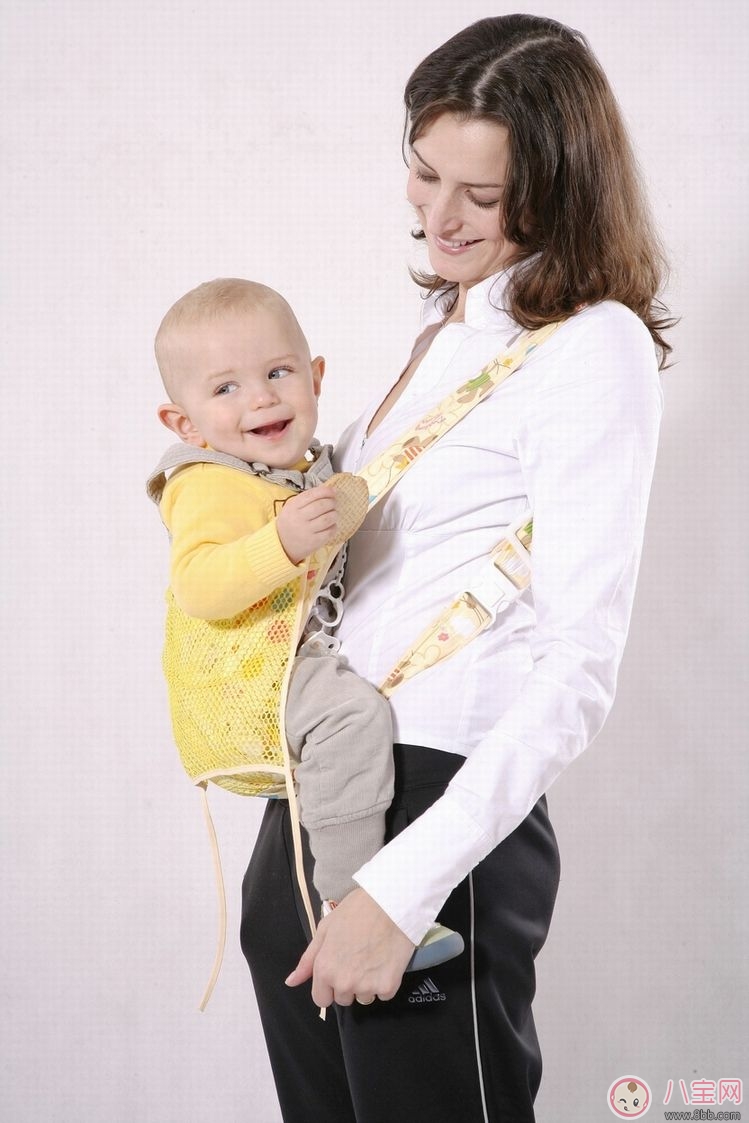 國慶節(jié)帶新生兒旅行的好處 新生出行準備須知 國慶節(jié)帶新生兒旅行的好處 新生出行準備須知