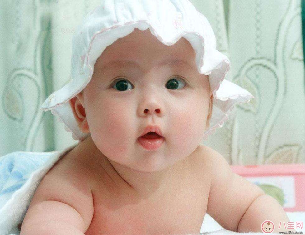 新生兒不睡覺怎么辦  如何哄新生兒睡覺