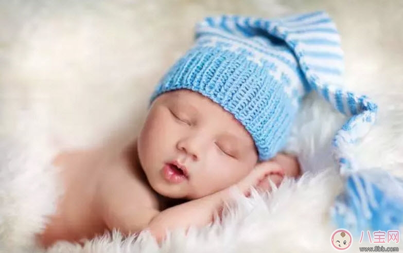 新生兒黃疸洗什么中藥好 新生兒黃疸推拿方法 新生兒黃疸洗什么中藥好 新生兒黃疸推拿方法