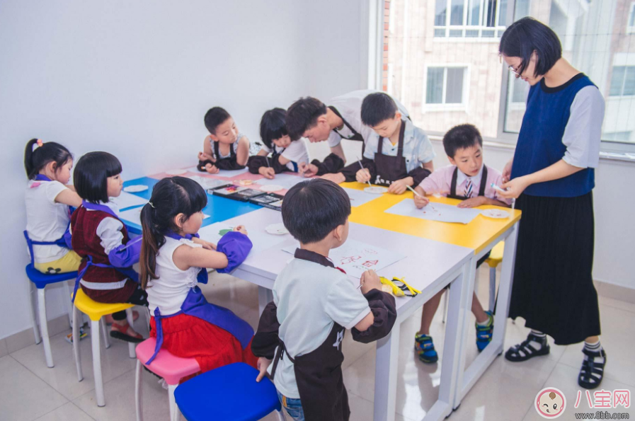 孩子學(xué)習(xí)興趣班半途而廢怎么辦 堅持一門興趣到底是最好的辦法 孩子學(xué)習(xí)興趣班半途而廢怎么辦 堅持一門興趣到底是最好的辦法