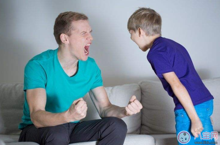 孩子在公眾場合大吼大叫 這個方法悄悄化解