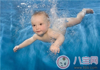 幼兒游泳變聰明 越早學習效果越好 幼兒游泳變聰明 越早學習效果越好