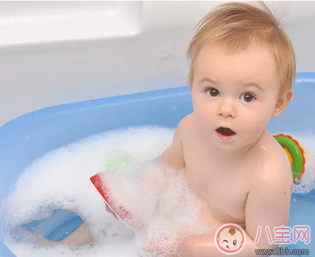 秋季洗澡易著涼 如何保證水溫不變涼 秋季洗澡易著涼 如何保證水溫不變涼