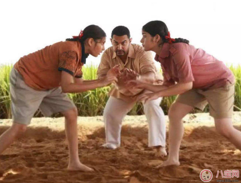 寶寶摔下來(lái)心疼的想哭 孩子摔了之后別急著進(jìn)入誤區(qū) 寶寶摔下來(lái)心疼的想哭 孩子摔了之后別急著進(jìn)入誤區(qū)