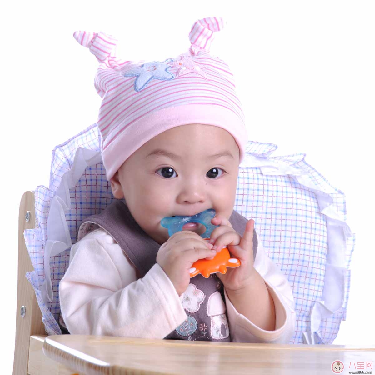 如何幫助寶寶度過磨人的長牙期？