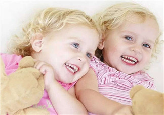 如何幫助寶寶度過磨人的長牙期？