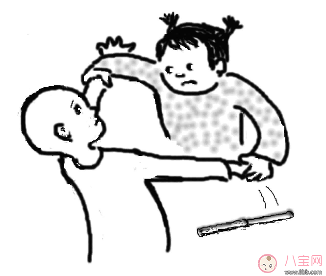 兩個孩子打架怎么做才正確 放手有時候比沖上去勸更好 兩個孩子打架怎么做才正確 放手有時候比沖上去勸更好