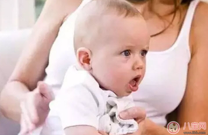 秋天寶寶咳嗽有痰怎么辦 寶寶咳嗽吃什么好 秋天寶寶咳嗽有痰怎么辦 寶寶咳嗽吃什么好