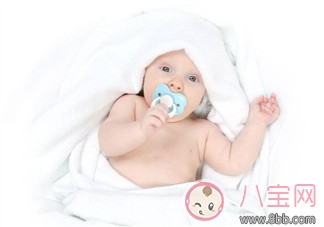 寶寶不吃奶瓶怎么辦？終于有招兒治了！