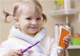 寶寶牙齒如何保健 如何選擇正確的牙膏