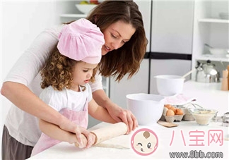 什么時候開始給寶寶用牙刷刷牙 90%家長都錯了 什么時候開始給寶寶用牙刷刷牙 90%家長都錯了