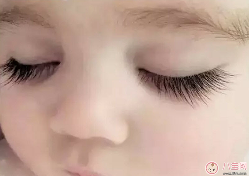 寶寶剪睫毛真的能讓睫毛變長(zhǎng)嗎 嬰兒睫毛要不要剪呢