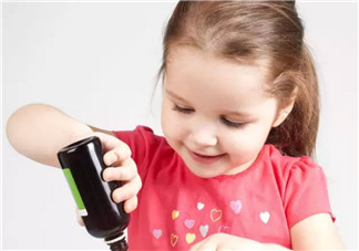 寶寶哪些藥不能用開水泡 寶寶哪些藥不能空腹喝