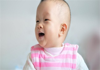 寶寶撞頭行為內(nèi)有含義 孩子這么喜歡撞頭其實是因為他