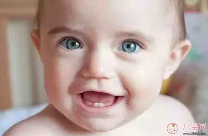 寶寶長牙慢是缺鈣嗎 寶寶長牙與補(bǔ)鈣的關(guān)系 寶寶長牙慢是缺鈣嗎 寶寶長牙與補(bǔ)鈣的關(guān)系