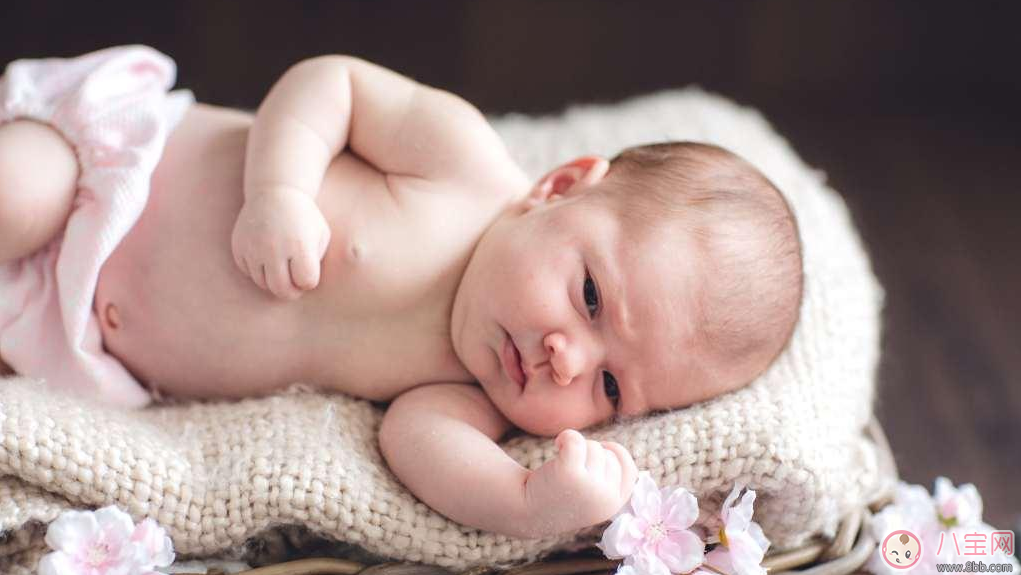 看到孩子肚臍這四種情況要當心 最好早點及時就醫(yī) 看到孩子肚臍這四種情況要當心 最好早點及時就醫(yī)