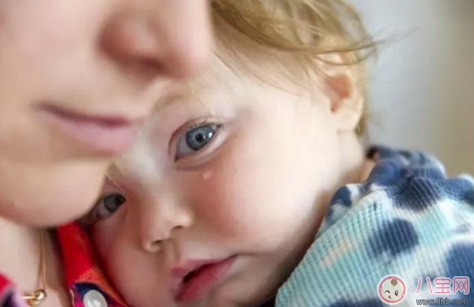 怎么判斷寶寶有沒有蛔蟲 寶寶蛔蟲病的癥狀有哪些