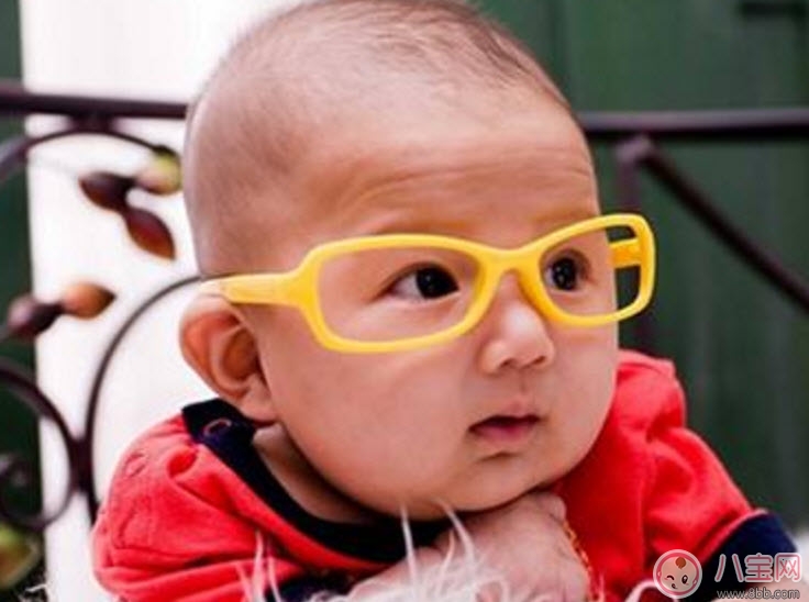 寶寶斜視手術(shù)風(fēng)險(xiǎn)大嗎 寶寶斜視一定要做手術(shù)嗎 寶寶斜視手術(shù)風(fēng)險(xiǎn)大嗎 寶寶斜視一定要做手術(shù)嗎